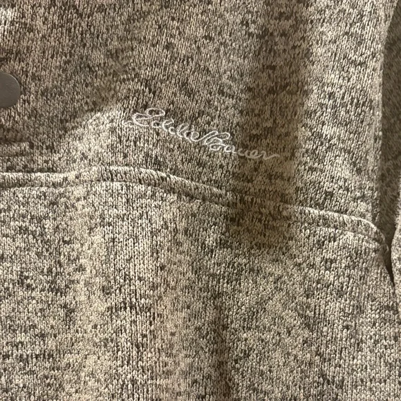 Eddie Bauer Men's Charcoal Crewneck Sweater - Picture 3 of 5